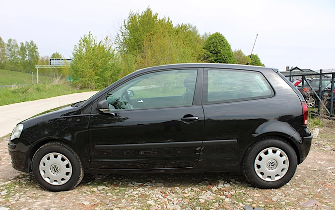 Volkswagen Polo cena 8990 przebieg: 174000, rok produkcji 2007 z Elbląg małe 379